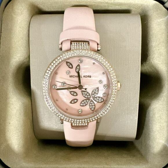 Michael Kors MK6808 Parker Three-Hand Rose Gold Women\'s Quartz Watch